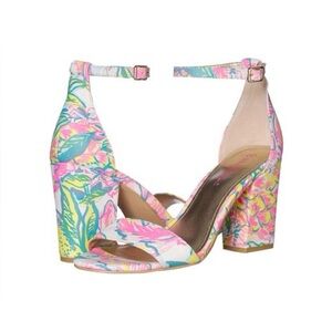 EUC Lilly Pulitzer Block Heeled Sandals